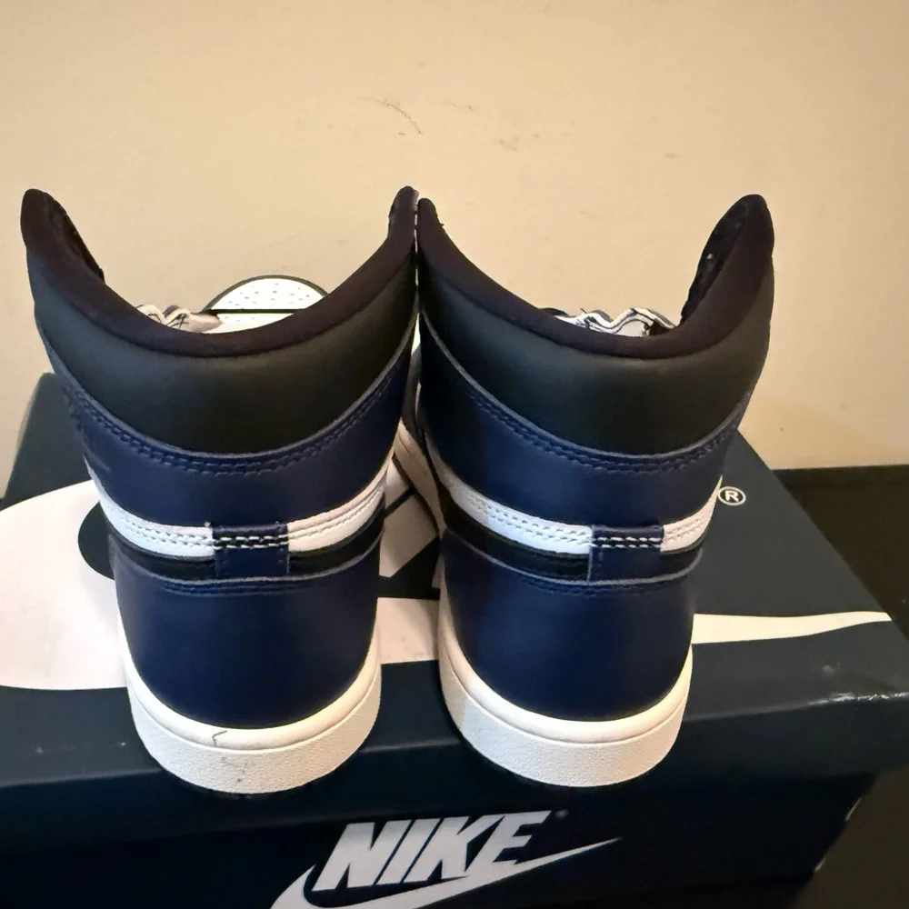 Jordan 1 Retro High OG ‘Midnight Navy’